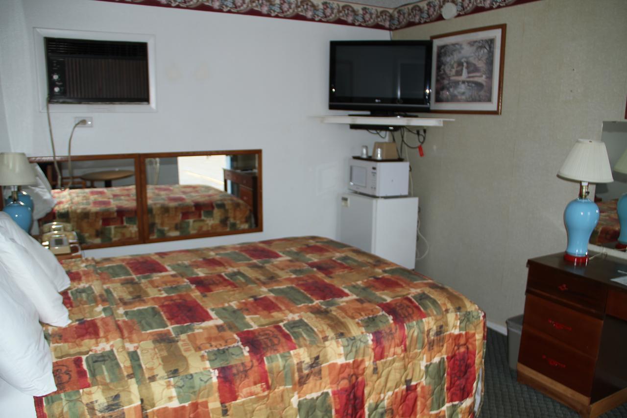 Skyliner Motel Stroud Extérieur photo