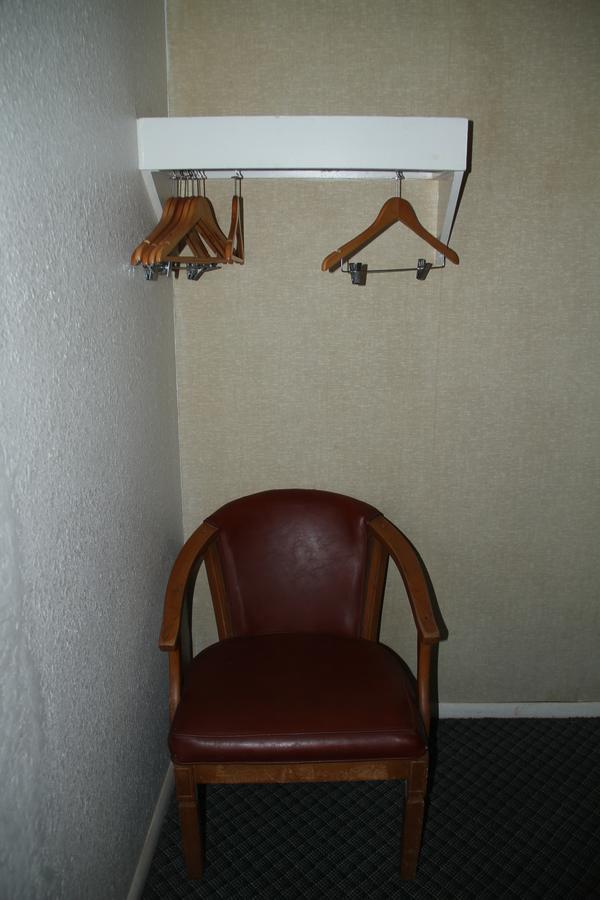 Skyliner Motel Stroud Extérieur photo