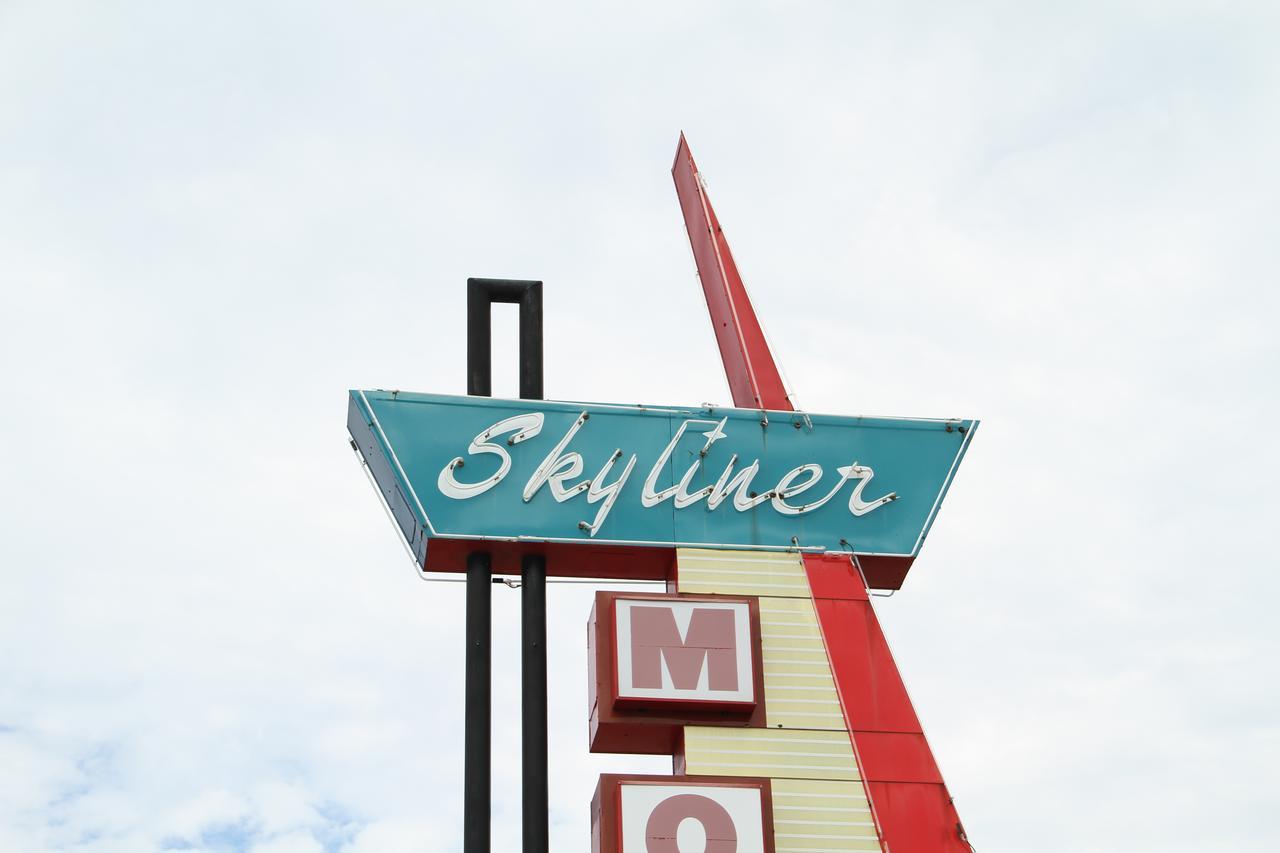 Skyliner Motel Stroud Extérieur photo